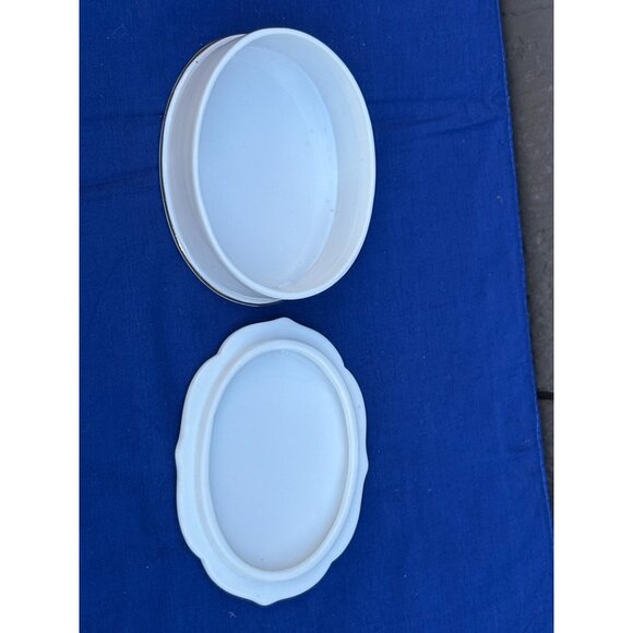 Vintage I.W. Rice Floral Porcelain Trinket Box Scalloped Lid & Gold Trim Japan - Picture 5 of 7